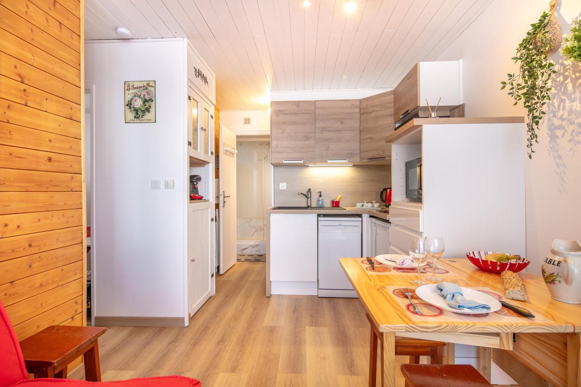 Le Bleuet - Vue Montagne Pistes Accessibles A Pied Apartment Chamrousse Bagian luar foto