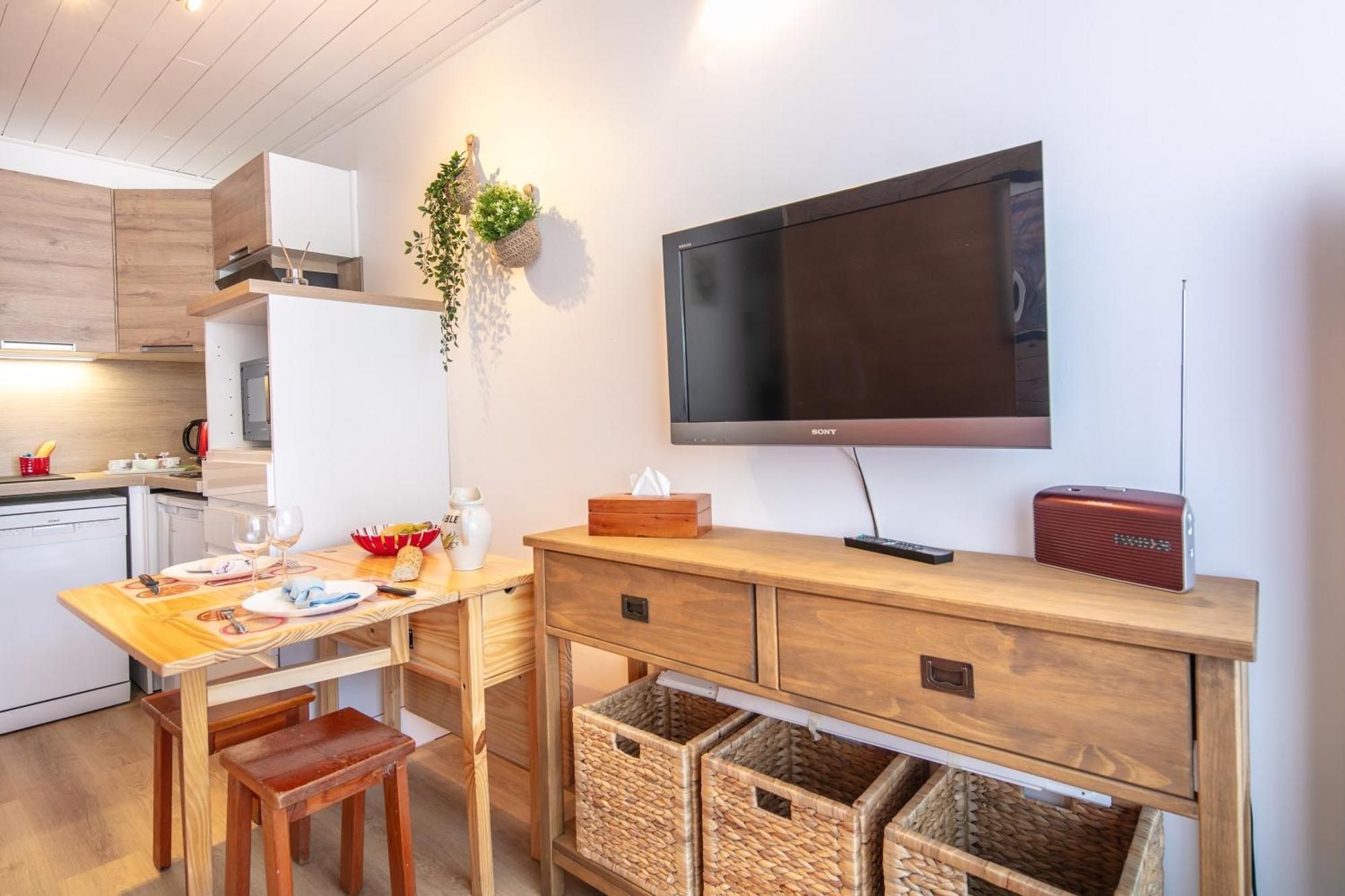 Le Bleuet - Vue Montagne Pistes Accessibles A Pied Apartment Chamrousse Bagian luar foto